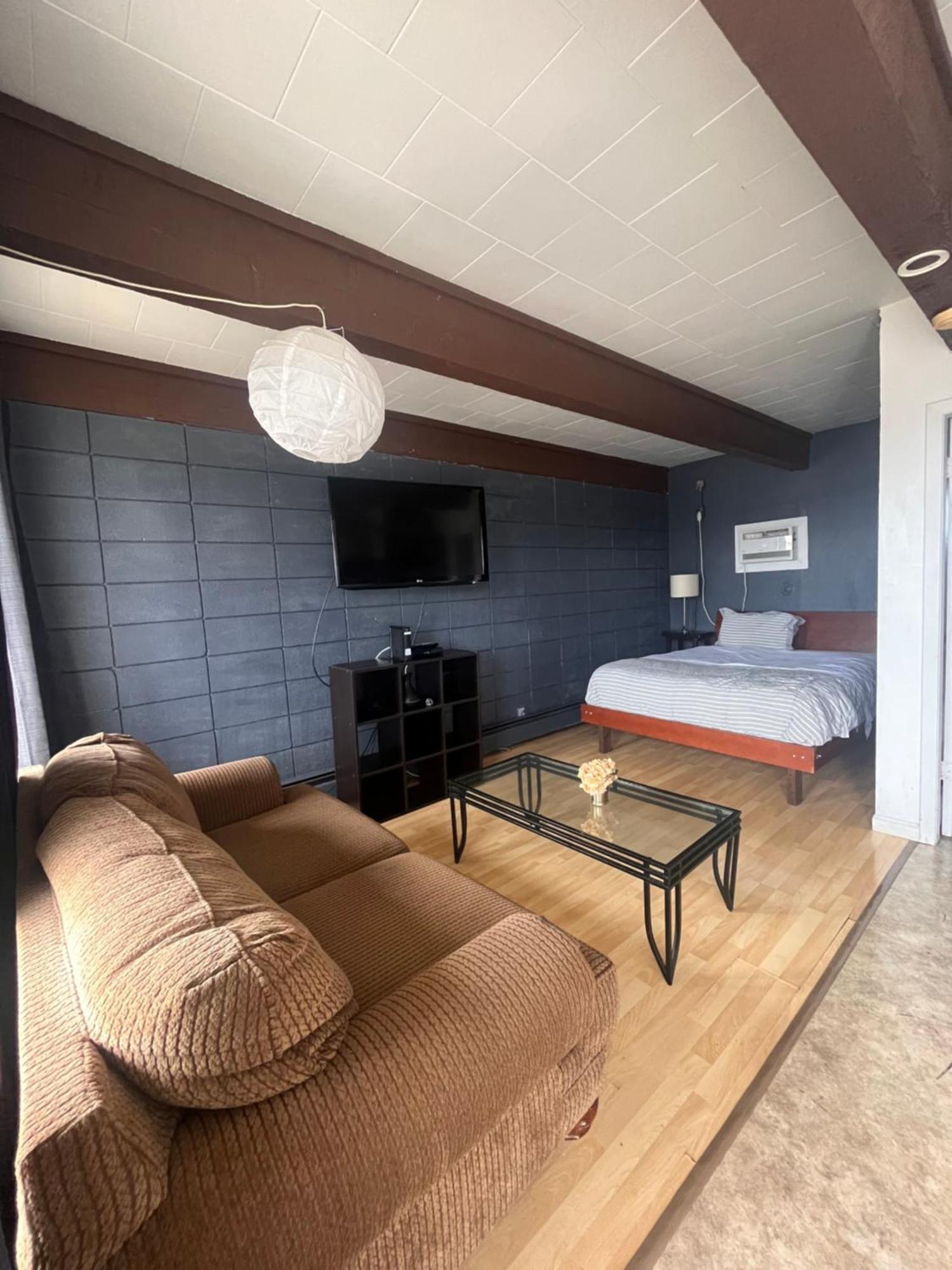 Caravan Motel Fort St. John Zewnętrze zdjęcie